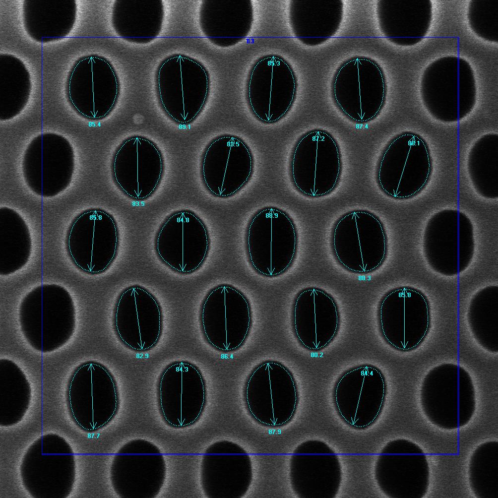 AMAG7 HARhole, 1.5 µm depth, SiO2 on Si, C60P120 anchor target
