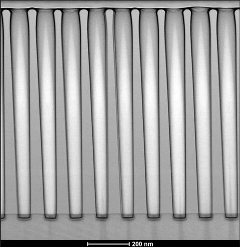 AMAG7 HARhole, 1.0 µm depth, SiO2 on Si, C60P120 anchor target