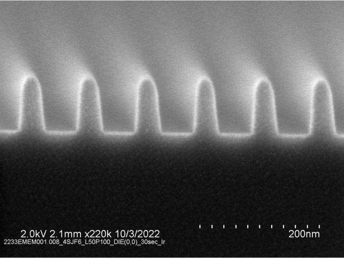 AMAG7 Hardmask LineSpace, 100 nm depth, L50P100 anchor target
