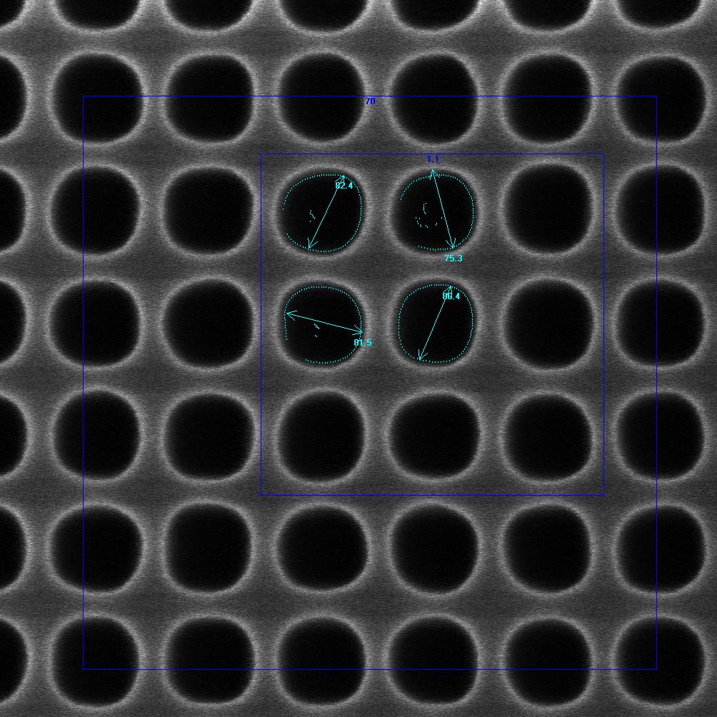 AMAG7 HARhole, 1.0 µm depth, SiO2 on Si, C60P120 anchor target