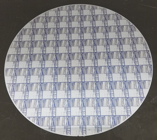 AMAG7 Hardmask Holes, 100 nm depth SiO2 on Si, C60P120 anchor target